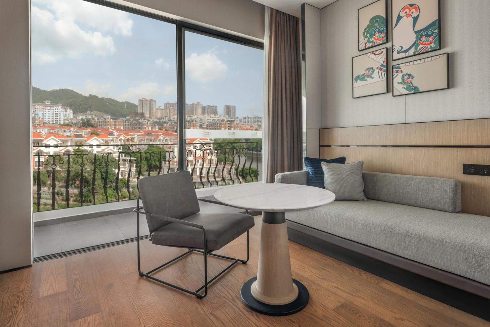 Four Points By Sheraton Yangjiang City Center Exterior foto