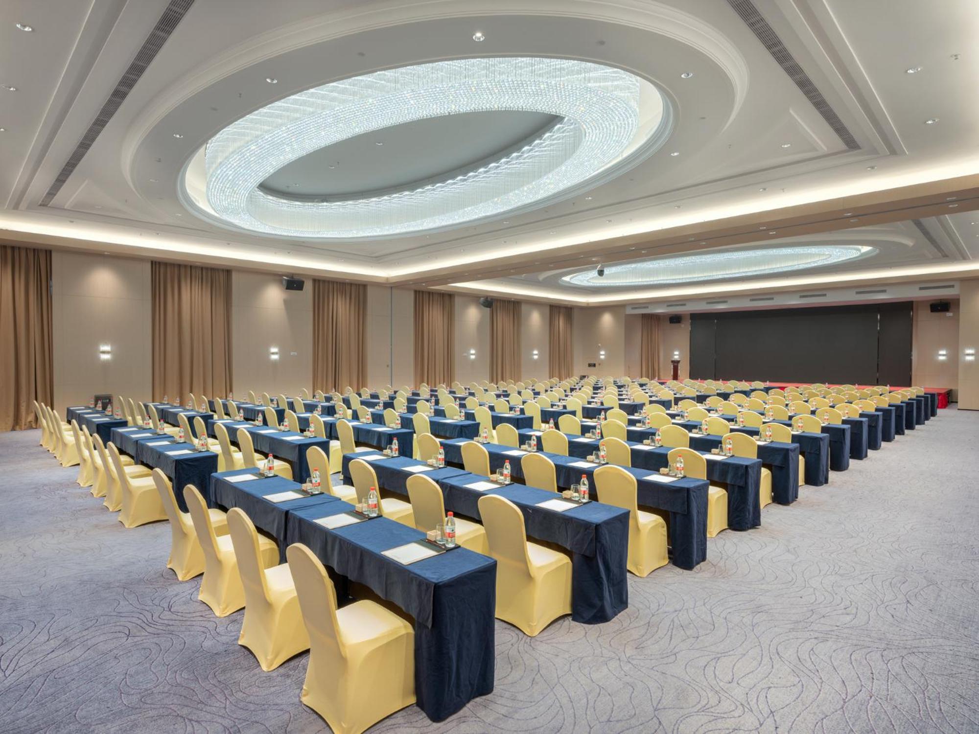 Four Points By Sheraton Yangjiang City Center Exterior foto